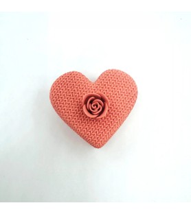 Boîte en cœur avec couvercle et bouton en roses - Pêche