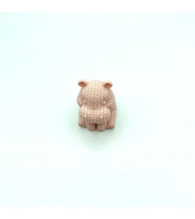 Hippo Tricots rose | Figurine effet tricot 3D – POMM créations