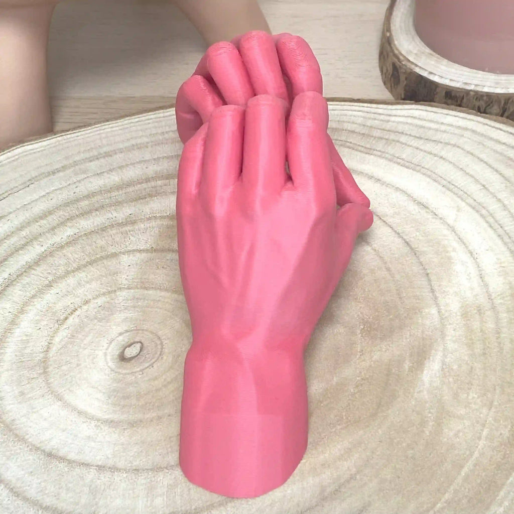 Les mains en cœur