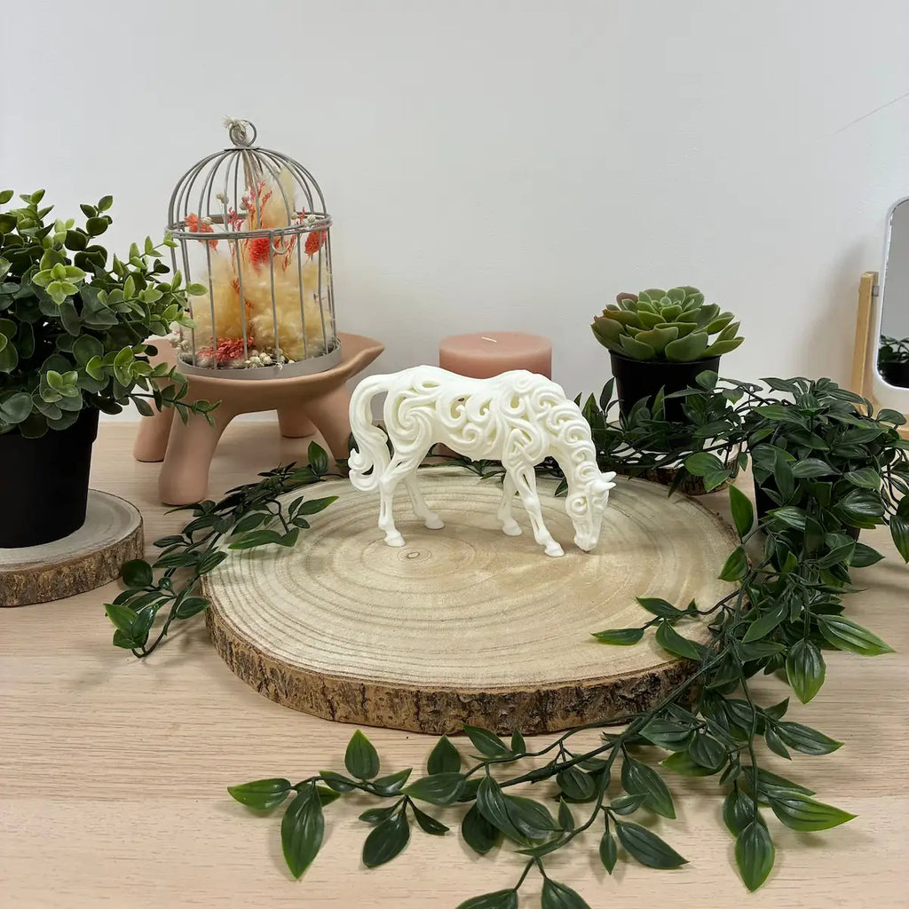 Cheval Au Pre imprimé en 3D | Figurine 3D - POMM Créations