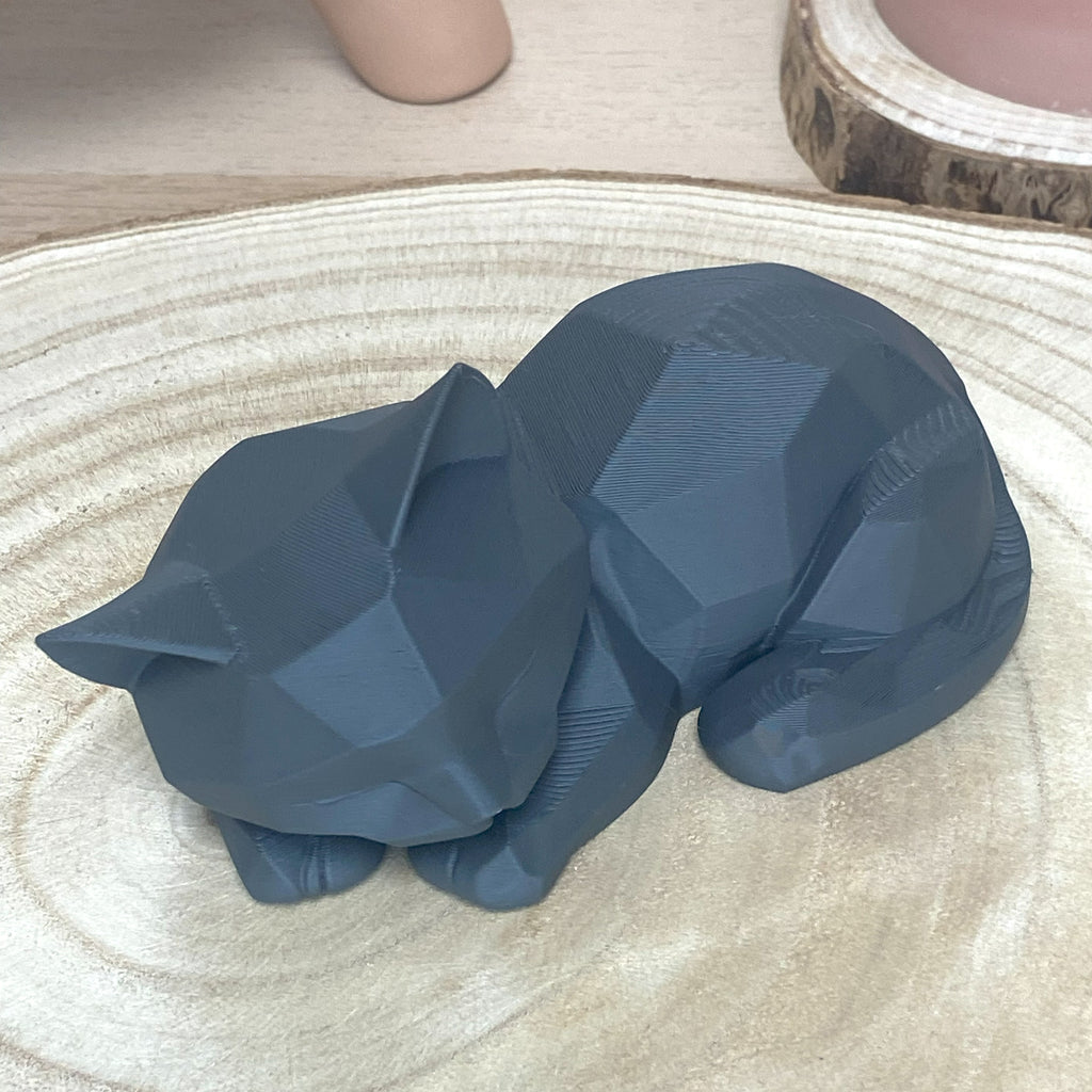 Chat couché et endormi en style origami imprimé en 3D | Décoration 3D - POMM Créations