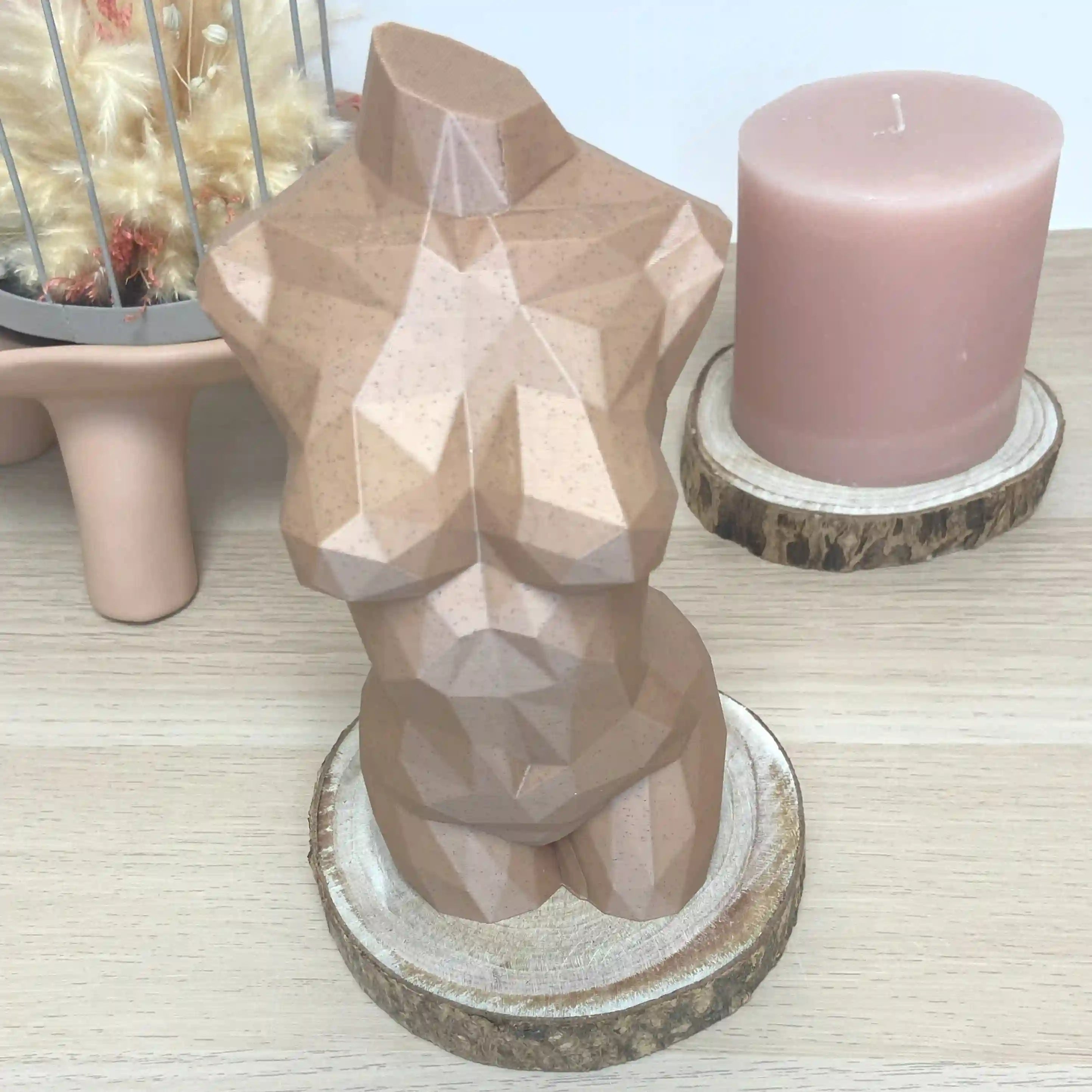 Buste femme nue