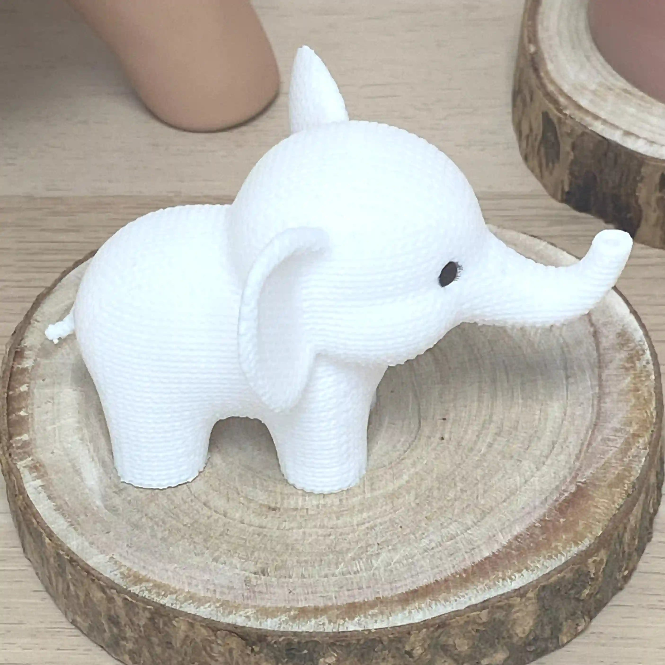 Éléphant tricot