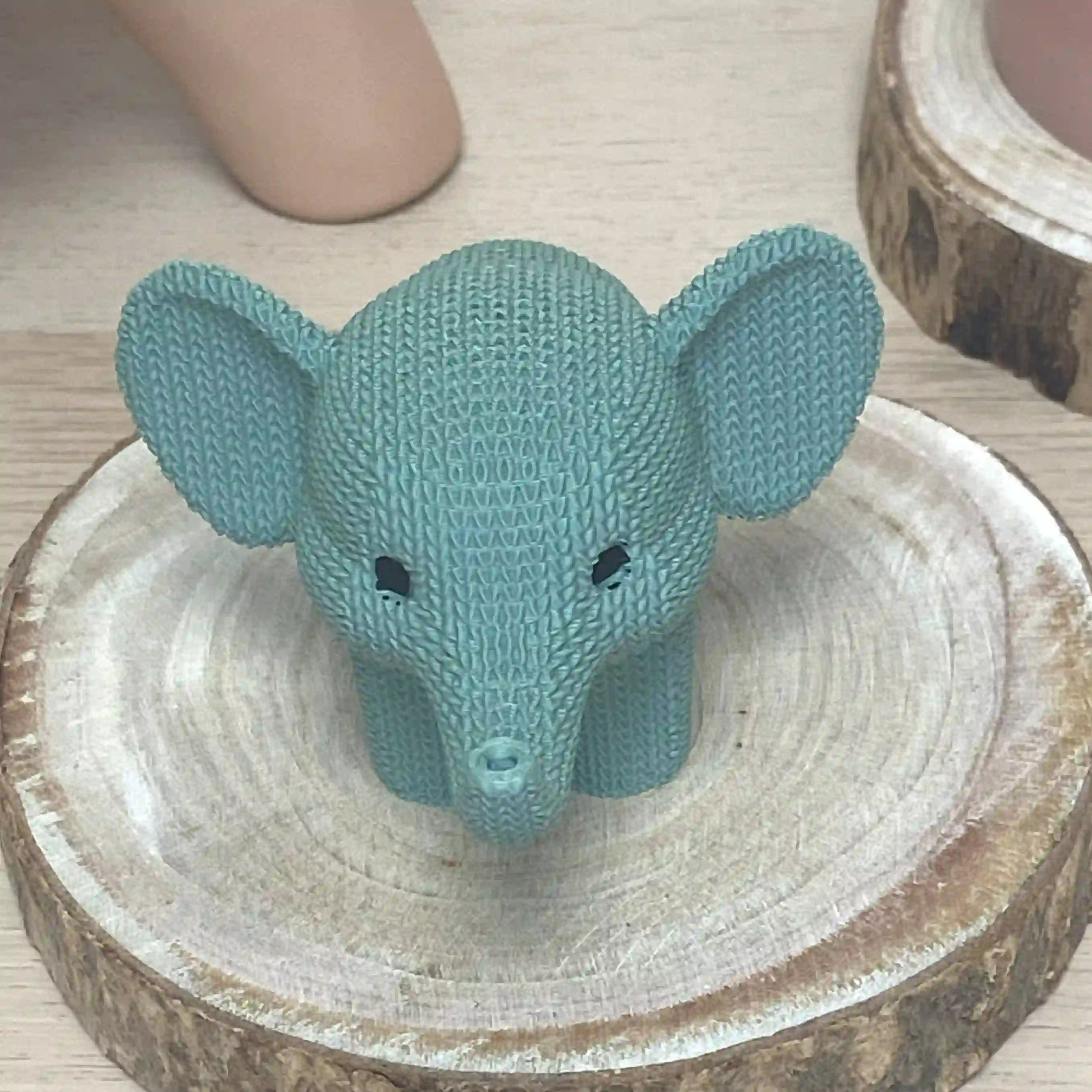 Éléphant tricot