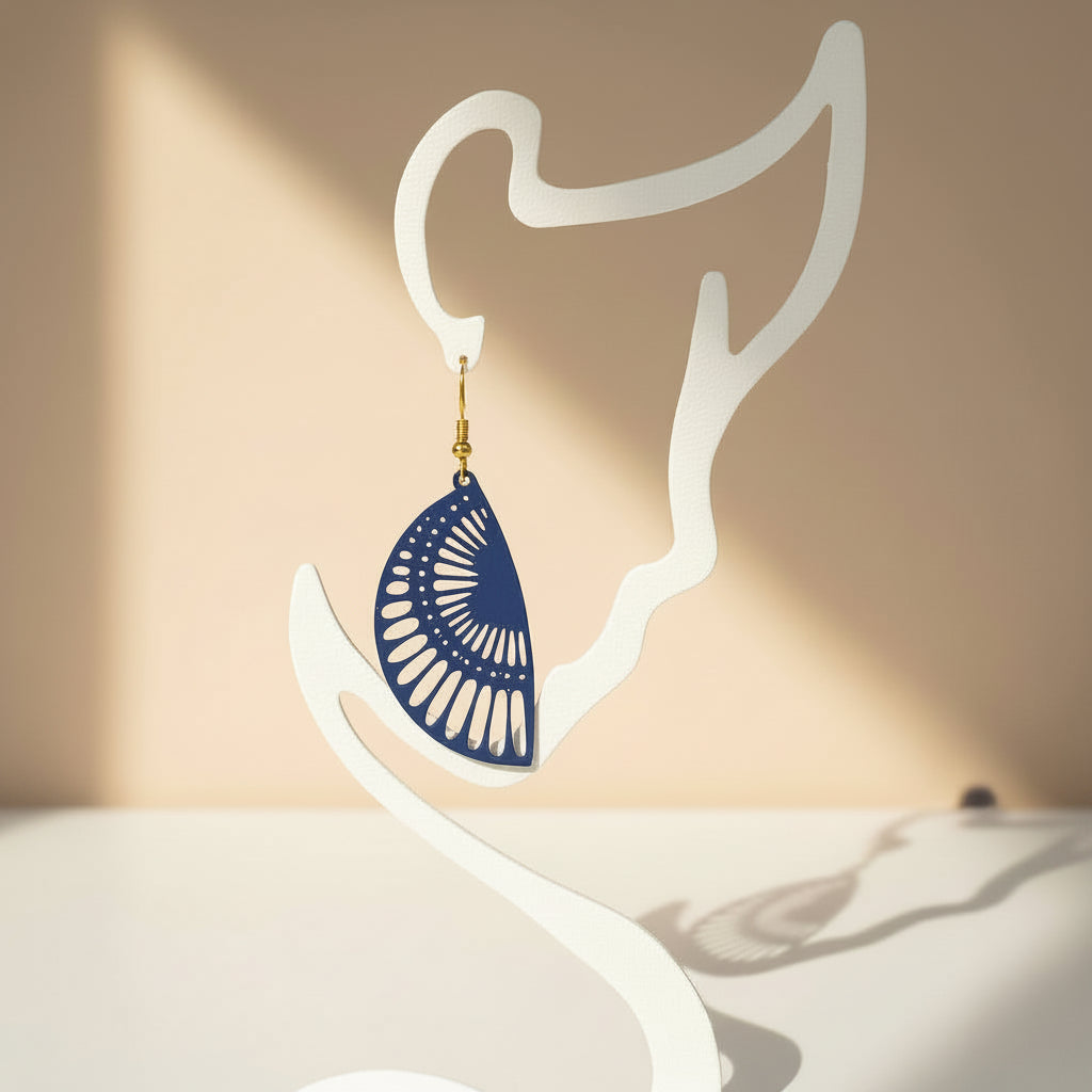 Boucles d'oreilles "Rayon de soleil" bleu marine/argenté imprimées en 3D | Bijoux 3D - POMM Créations