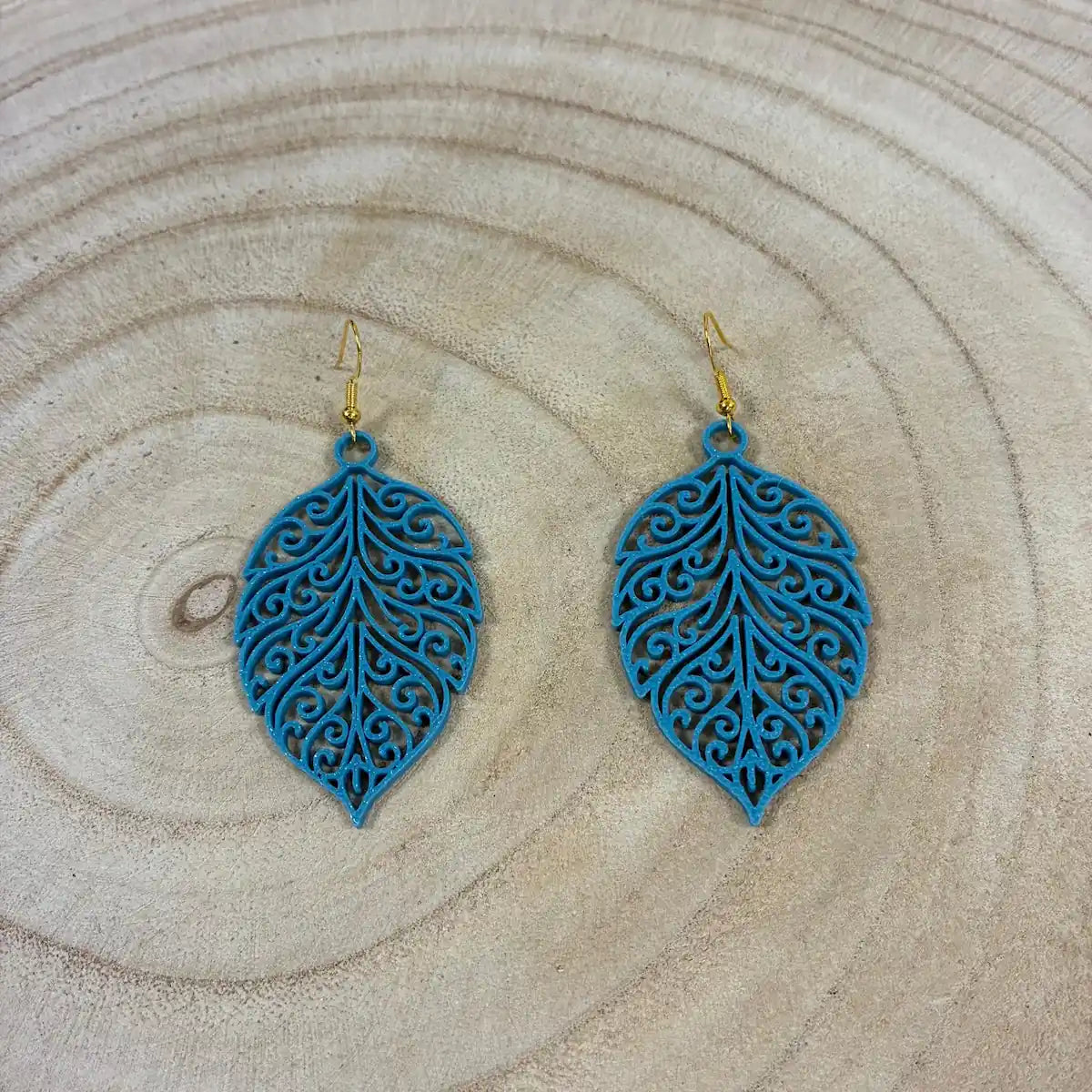 Boucles d'oreilles "Feuillage royal" bleu turquoise/doré imprimées en 3D | Bijoux 3D - POMM Créations