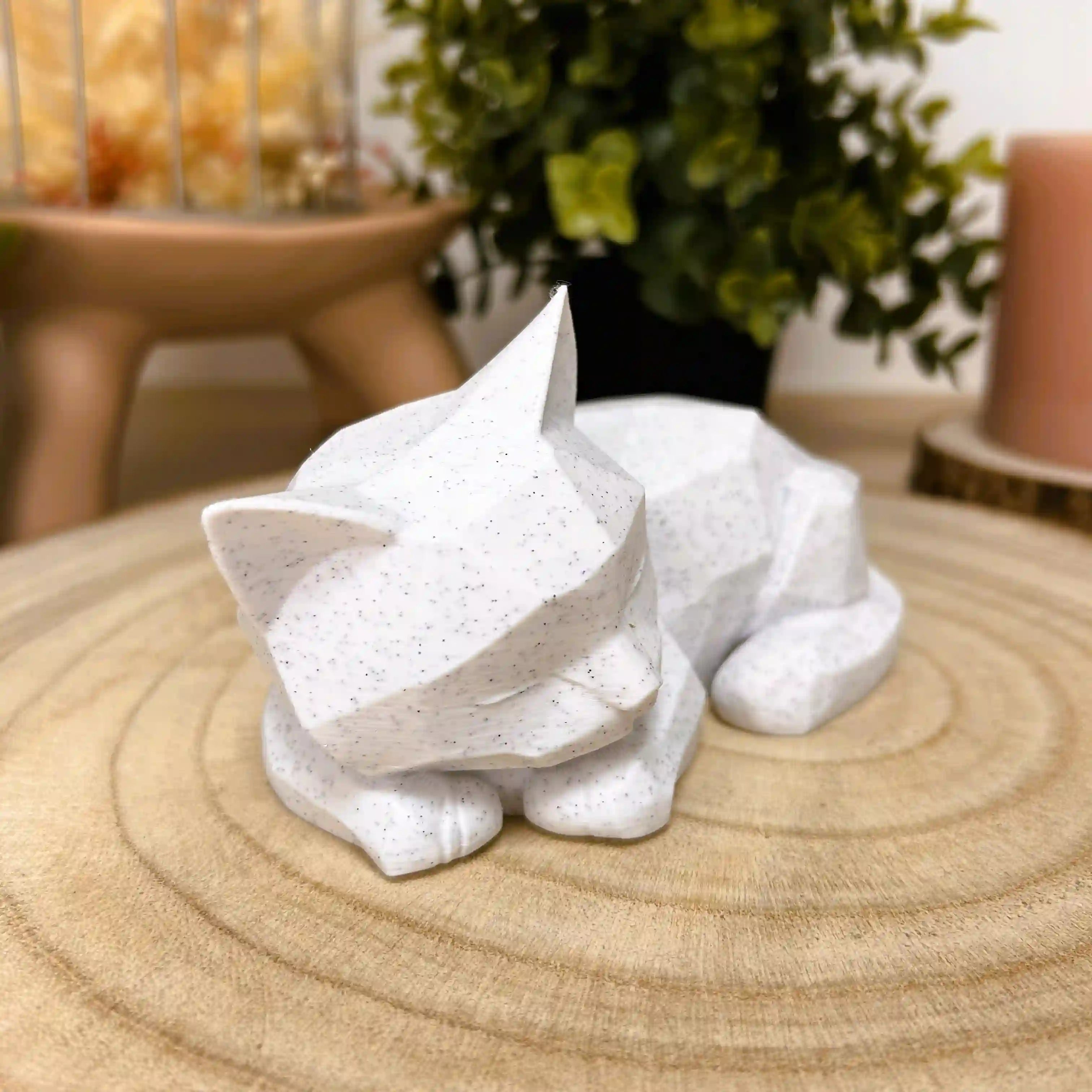 Chat couché et endormi en style origami imprimé en 3D | Décoration 3D - POMM Créations