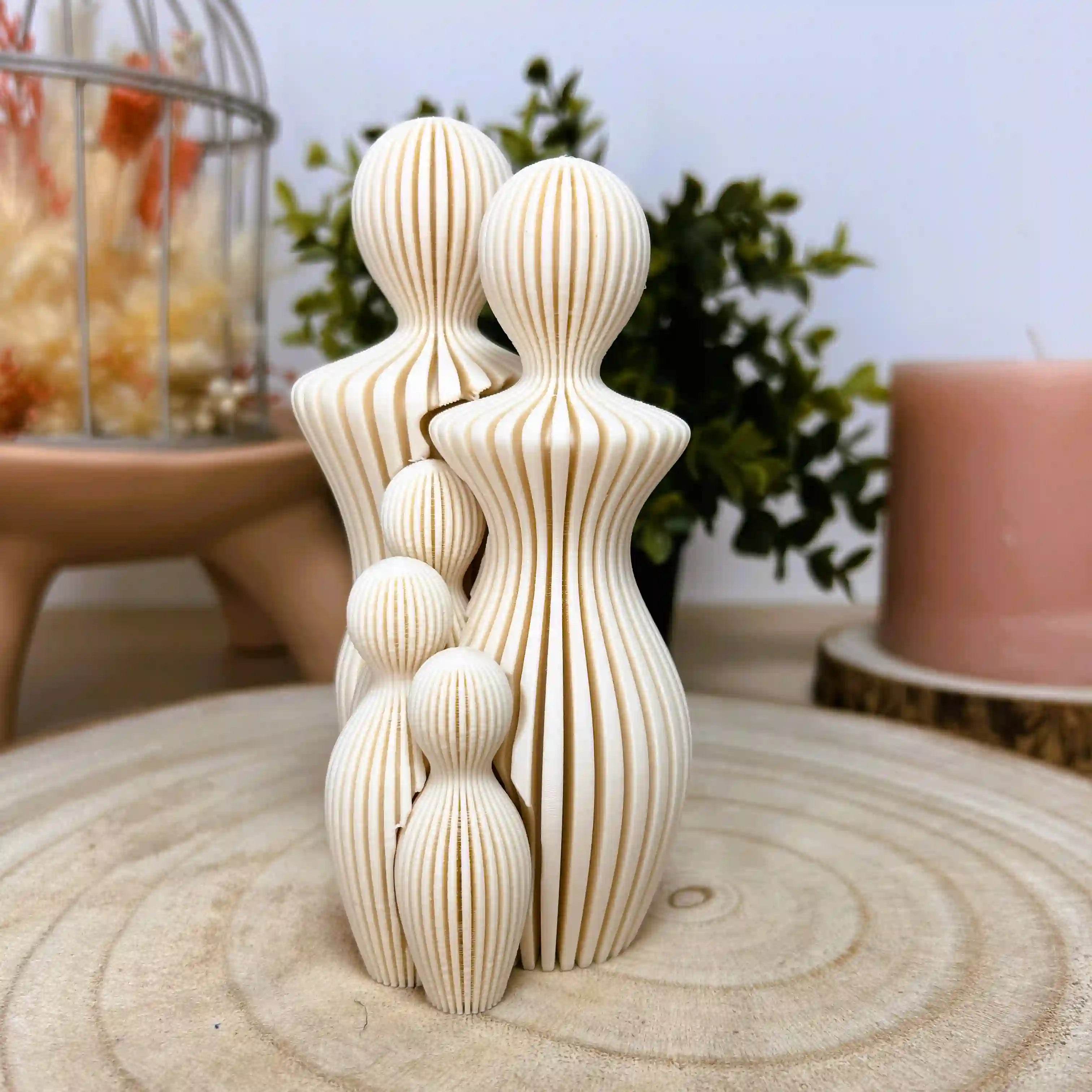 Famille avec 3 enfants imprimée en 3D | Décoration 3D - POMM Créations