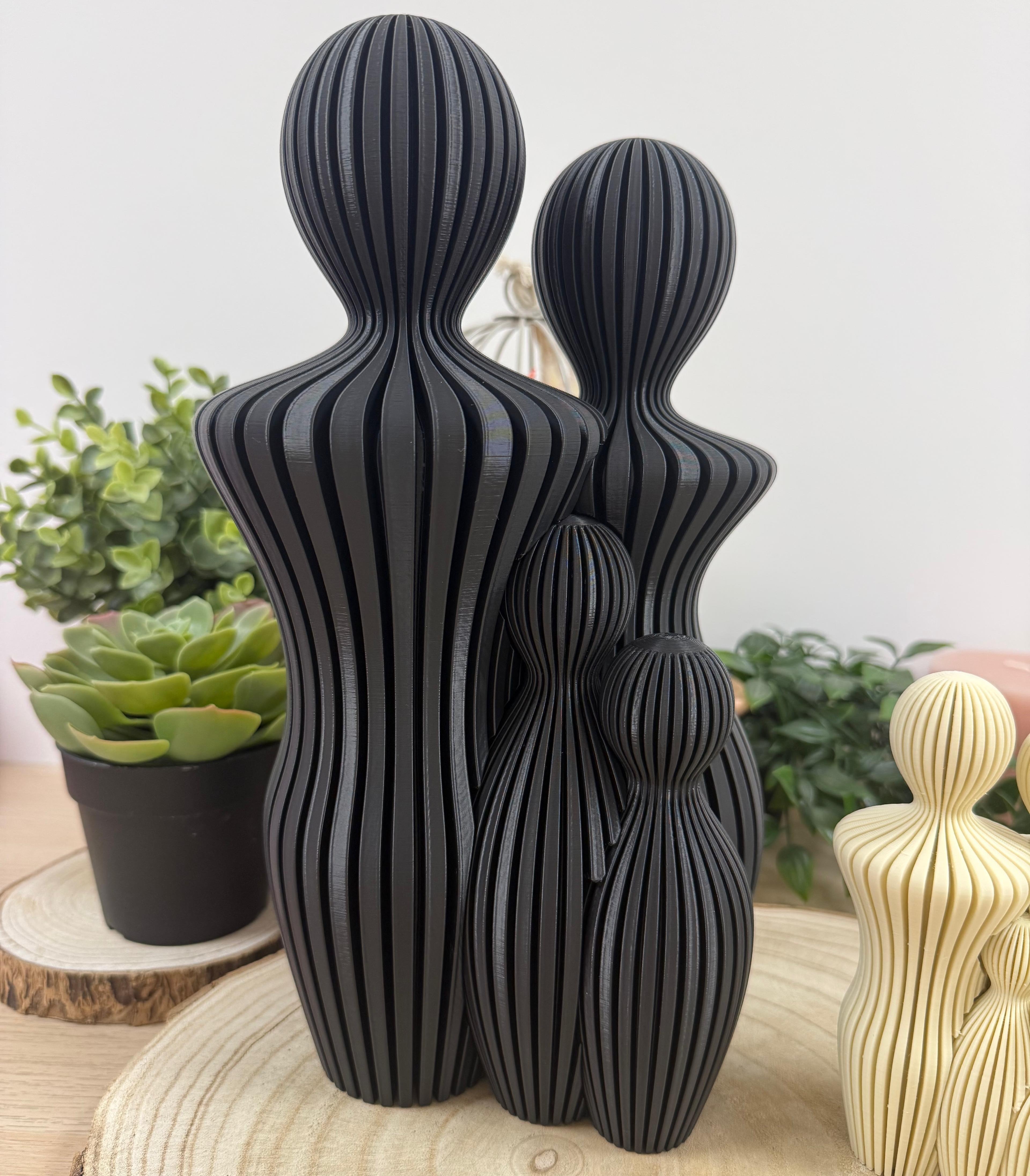 Famille avec 2 enfants imprimée en 3D | Décoration 3D - POMM Créations